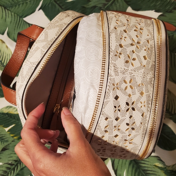 (SOLD) Michael Kors Rhea Backpack - Picture 4 of 8